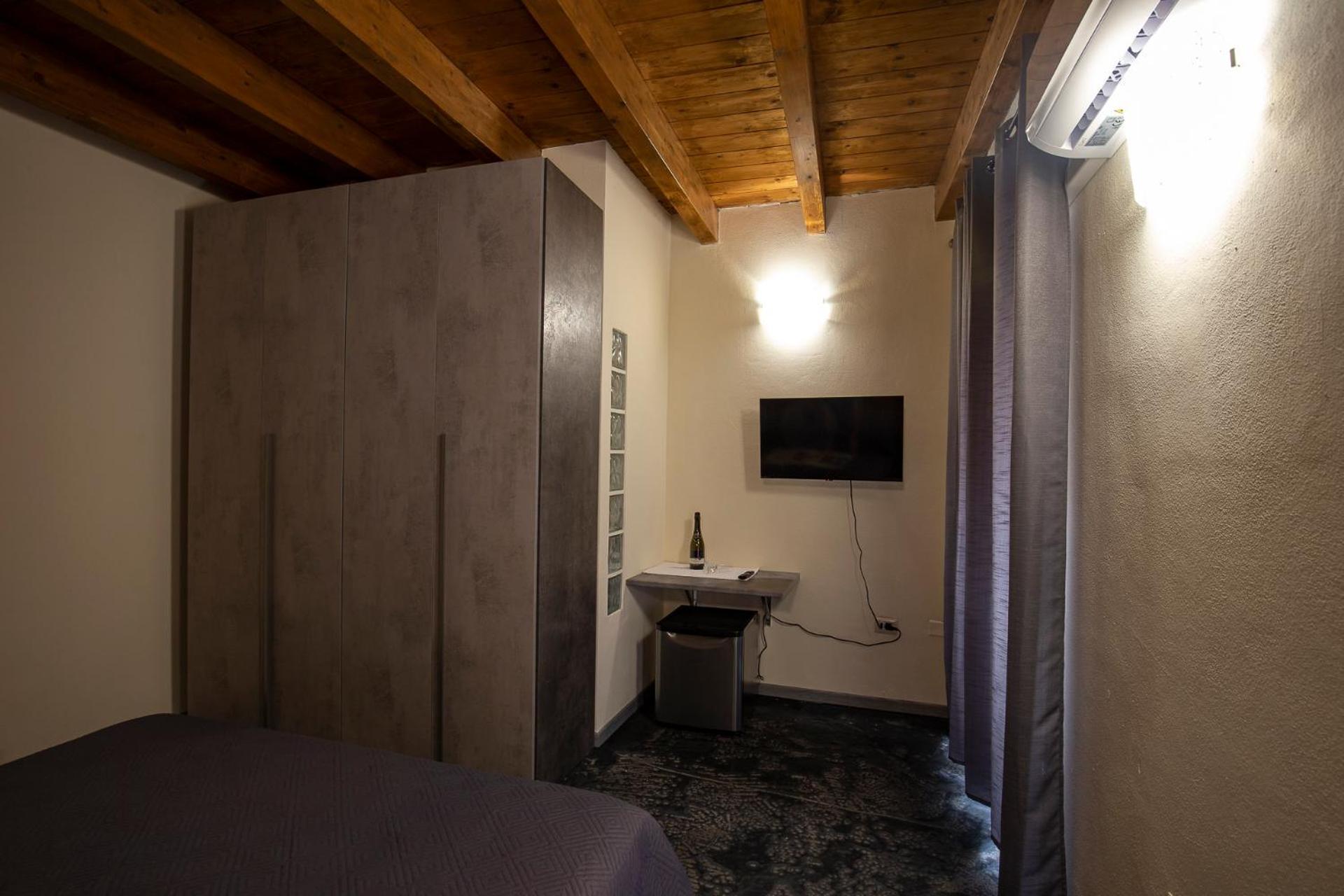 Via Cavour 19, Camere Del Conte 伊格莱西亚斯 外观 照片